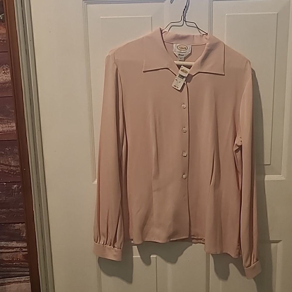Ladies Size 8 Stretch Talbots Pink Long Sleeve Blouse